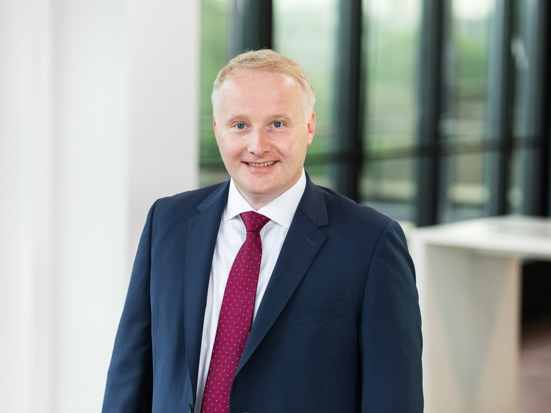 Martin Wierer steigt in den Vorstand der DEVK-Krankenversicherung auf - Foto: presseportal.de