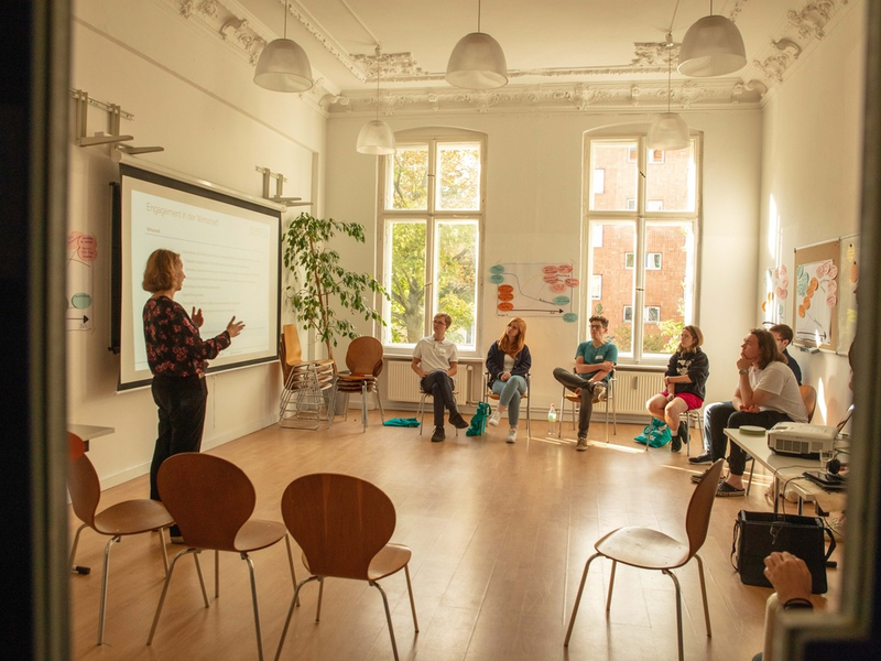 Jetzt anmelden für WWF-Workshop Nachhaltigkeit / In der Praxisphase des One Planet Hubs wenden Teilnehmende ihr gelerntes Fachwissen am Fallbeispiel an - ermöglicht von der Klaus Tschira Stiftung - Foto: presseportal.de