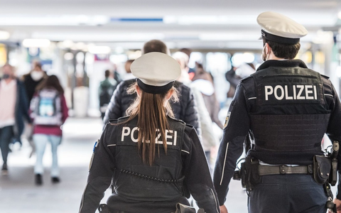 Bundespolizeidirektion München: Tätlicher Angriff am Bahnhof Pasing / 36-Jähriger verletzt drei Personen - Foto: presseportal.de Bundespolizeidirektion München: Tätlicher Angriff am Bahnhof Pasing / 36-Jähriger verletzt drei Personen - Foto: presseportal.de