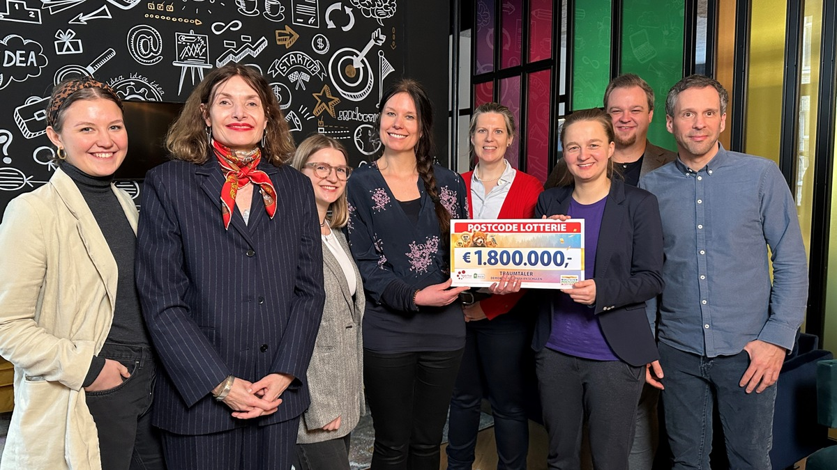 Traumtaler für Teach First Deutschland und aula: Postcode Lotterie fördert Demokratiebildung mit 1,8 Millionen Euro - Foto: presseportal.de