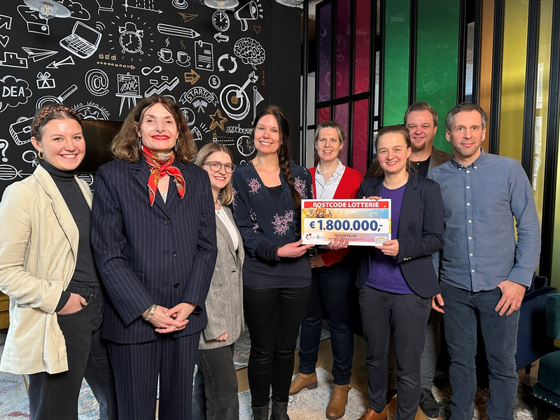 Traumtaler für Teach First Deutschland und aula: Postcode Lotterie fördert Demokratiebildung mit 1,8 Millionen Euro - Foto: presseportal.de