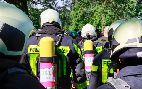 FW-Dorsten: Feuerwehr Dorsten unterstützt 2. Dorstener Brustkrebshilfe Sponsorenlauf - Foto: presseportal.de