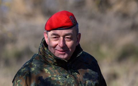 Das Bundeswehr-Manöver Quadriga sende auch ein Signal an die Deutschen, so Generalinspekteur Carsten Breuer: «Auf uns ist Verlass.» - Foto: Klaus-Dietmar Gabbert/dpa Das Bundeswehr-Manöver Quadriga sende auch ein Signal an die Deutschen, so Generalinspekteur Carsten Breuer: «Auf uns ist Verlass.» - Foto: Klaus-Dietmar Gabbert/dpa