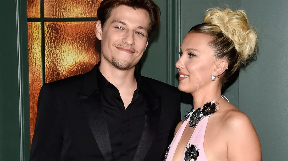 Jon Bon Jovi hat es bestätigt: Sein Sohn Jake und Millie Bobby Brown haben Ja gesagt. - Bild: Evan Agostini/Invision/AP/dpa