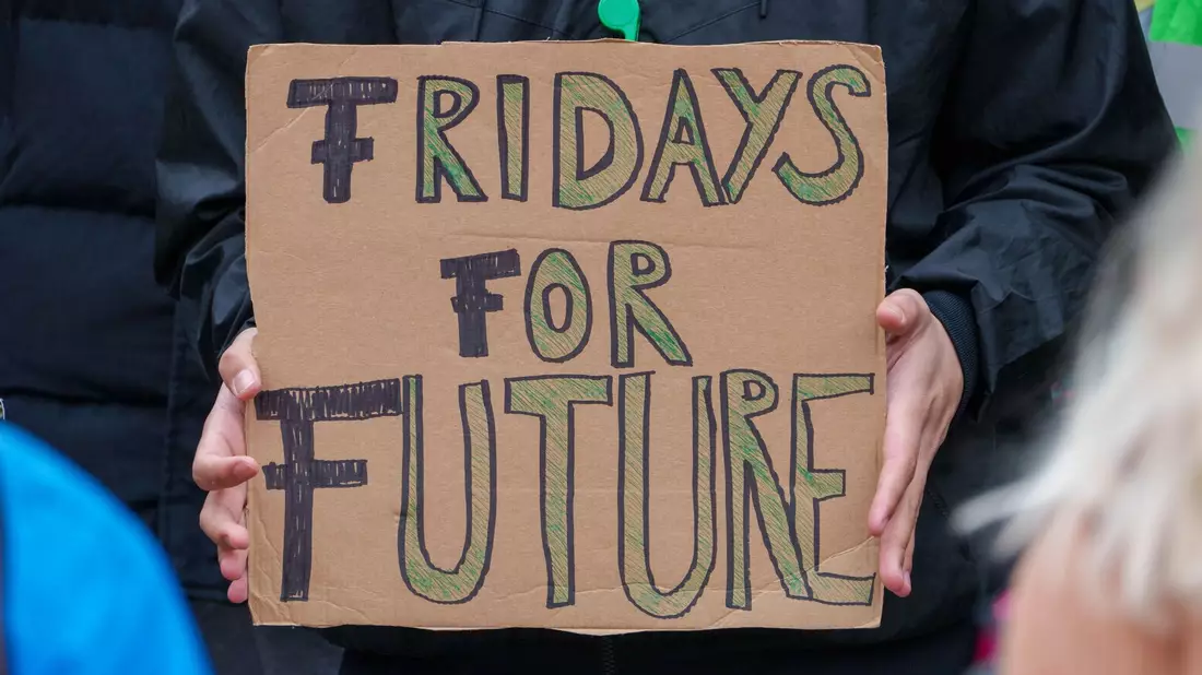 Fridays for Future hat für den 31. Mai Streiks angekündigt. - Bild: Andreas Arnold/dpa