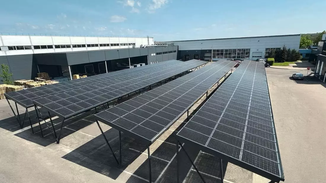 DIBt-zertifizierte Solarmodule für Carports hergestellt in Europe - Bild: presseportal.de