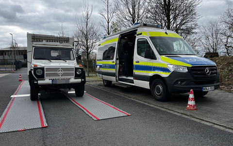 POL-ME: Polizei bietet erneut Verwiegeaktion für Wohnmobile und Wohnwagen an - Mettmann - 2405090 - Foto: presseportal.de POL-ME: Polizei bietet erneut Verwiegeaktion für Wohnmobile und Wohnwagen an - Mettmann - 2405090 - Foto: presseportal.de
