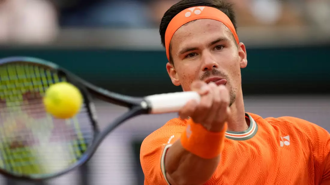 Daniel Altmaier ist bei den French Open an Stefanos Tsitsipas gescheitert. - Bild: Christophe Ena/AP/dpa