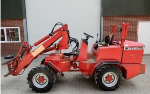 POL-CUX: Hoflader in Heerstedt-Lohe entwendet (Lichtbild in der Anlage) - Foto: presseportal.de