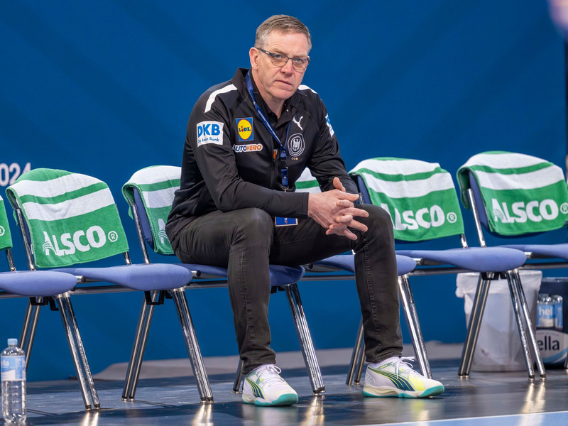 Das Team von Bundestrainer Alfred Gislason trifft bei der WM auf Tschechien, Polen und die Schweiz. - Foto: David Inderlied/dpa