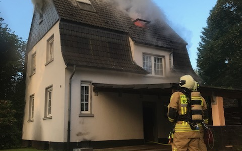 FW-BOT: Dachstuhlbrand an der Robert-Brenner-Straße - Foto: presseportal.de