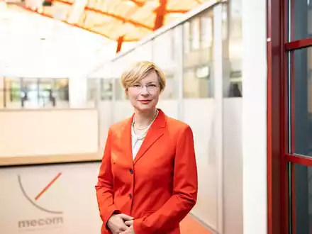IT-Strategietage Masterclass Summit in Köln: mecom-Geschäftsführerin Mandy Best hält Impulsvortrag zu IT-Sicherheit in Unternehmen - Foto: presseportal.de