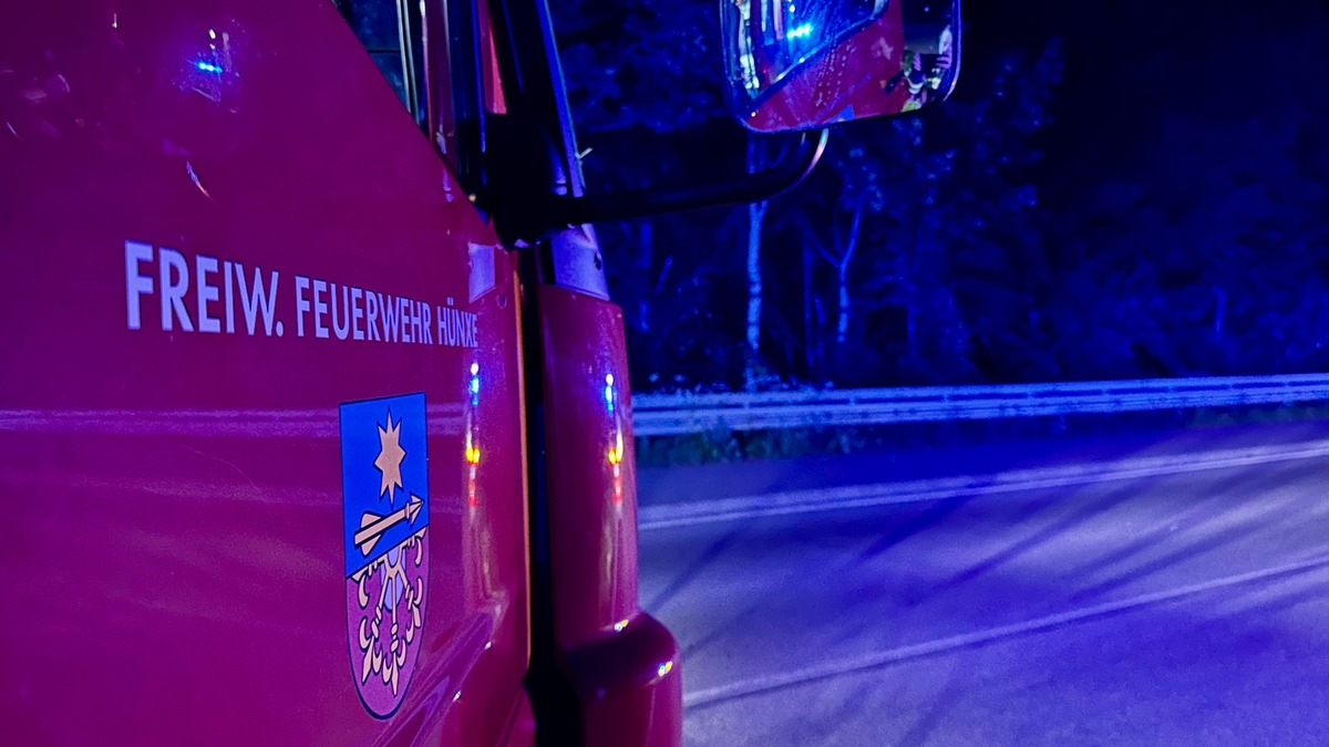 FW Hünxe: Zwei Einsätze für die Feuerwehr - Tier und Person in Not - Foto: presseportal.de