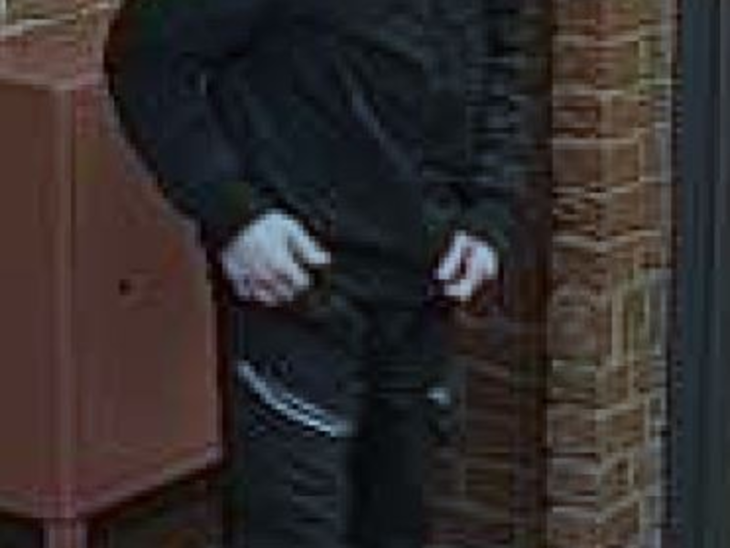 POL-HM: Öffentlichkeitsfahndung nach Raubdelikt in Bodenwerder - Foto: presseportal.de