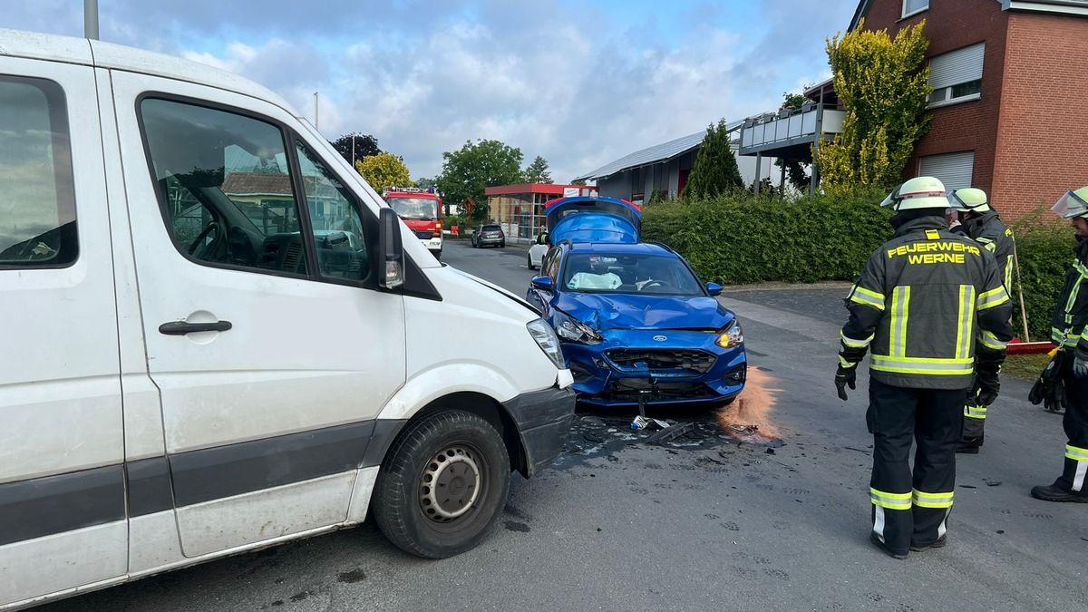 FW-WRN: Verkehrsunfall auf der Straße Baaken in Werne - Foto: presseportal.de
