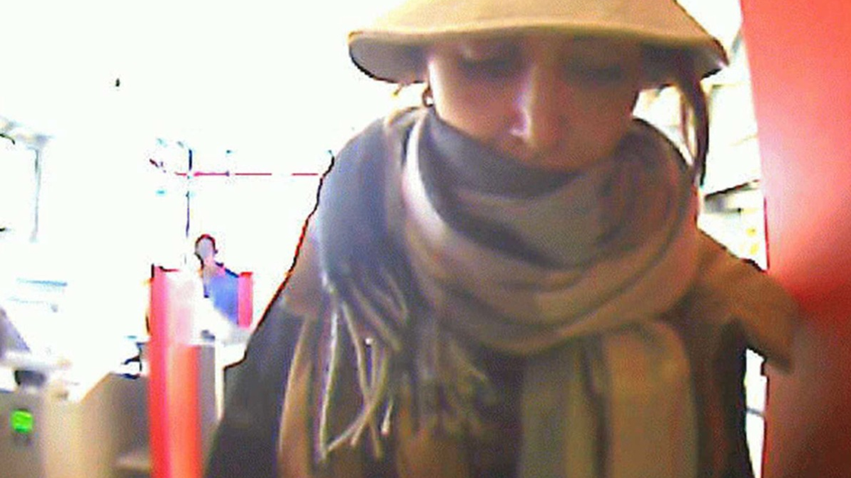 LPI-EF: Öffentlichkeitsfahndung nach Diebin - Foto: presseportal.de