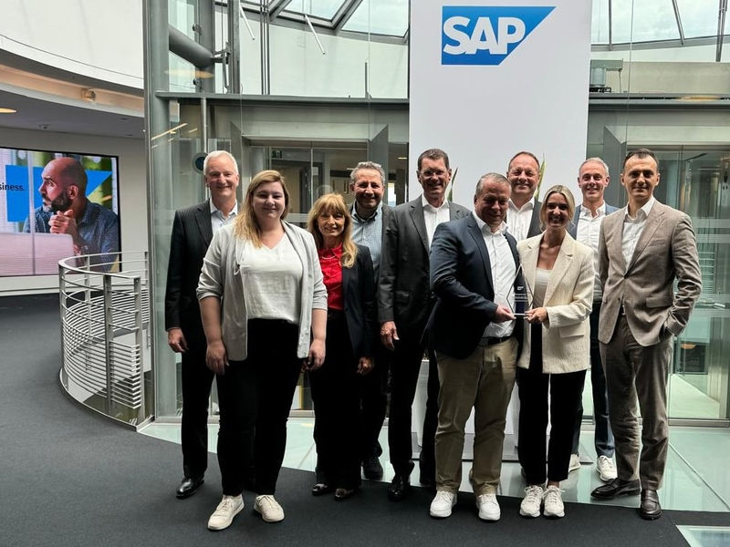 SAP zeichnet BearingPoint als Partner des Jahres 2024 für die Process und Life Sciences Industrie aus - Foto: presseportal.de