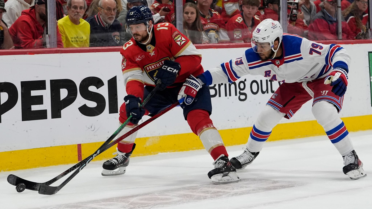 Ein Schritt weiter: Sam Reinhart (l.) gewinnt mit den Florida Panthers die Eastern Conference. - Foto: Lynne Sladky/AP/dpa