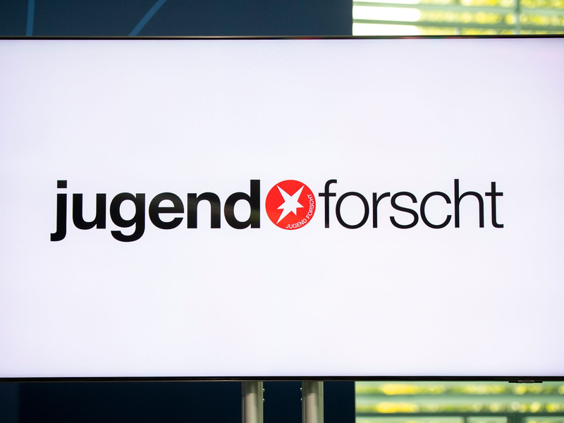 107 Projekte hatten sich für das Finale des Bundeswettbewerbs Jugend forscht qualifiziert. - Foto: Christophe Gateau/dpa