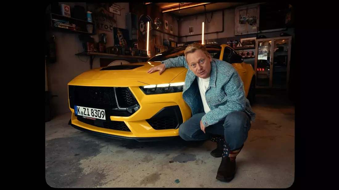 Ford verlängert das Social Media Erfolgsformat Be right Back angeführt von Knossi in der ersten Episode - Bild: presseportal.de