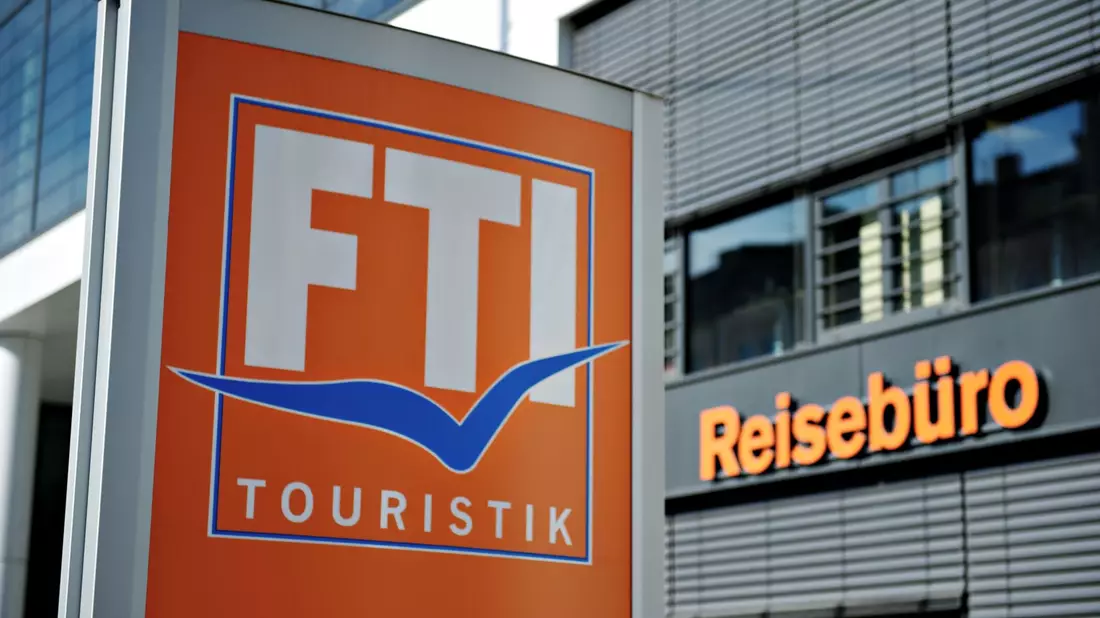 Die FTI Group mit etwa 11.000 Beschäftigten war in der Pandemie, die die Branche in eine schwere Krise stürzte, in Bedrängnis geraten. - Bild: Rene Ruprecht/dpa