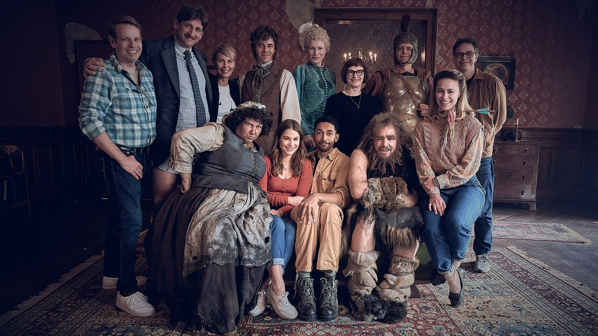 Die Geister kommen nach Deutschland: WDR und BBC Studios Germany drehen Comedy-Serie „Ghosts“ für ARD Mediathek - Foto: presseportal.de