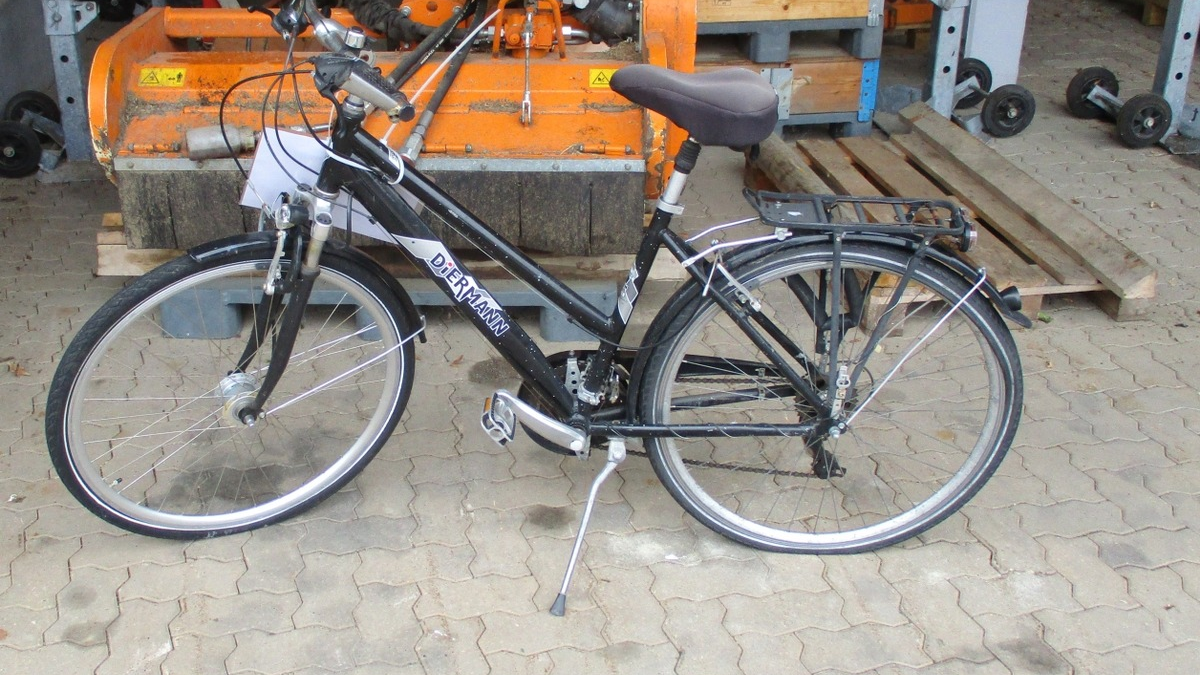 POL-HOL: Zeuge beobachten Fahrraddiebstahl - wem gehört das Fahrrad? - Foto: presseportal.de