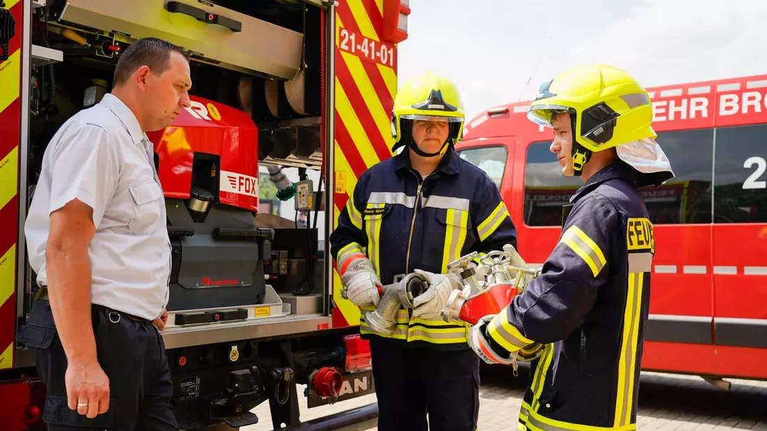 FW Flotwedel: 37 Feuerwehrleute der Freiwilligen Feuerwehr Flotwedel erreichen Qualifikationsstufe Einsatzfähigkeit - Bild: presseportal.de