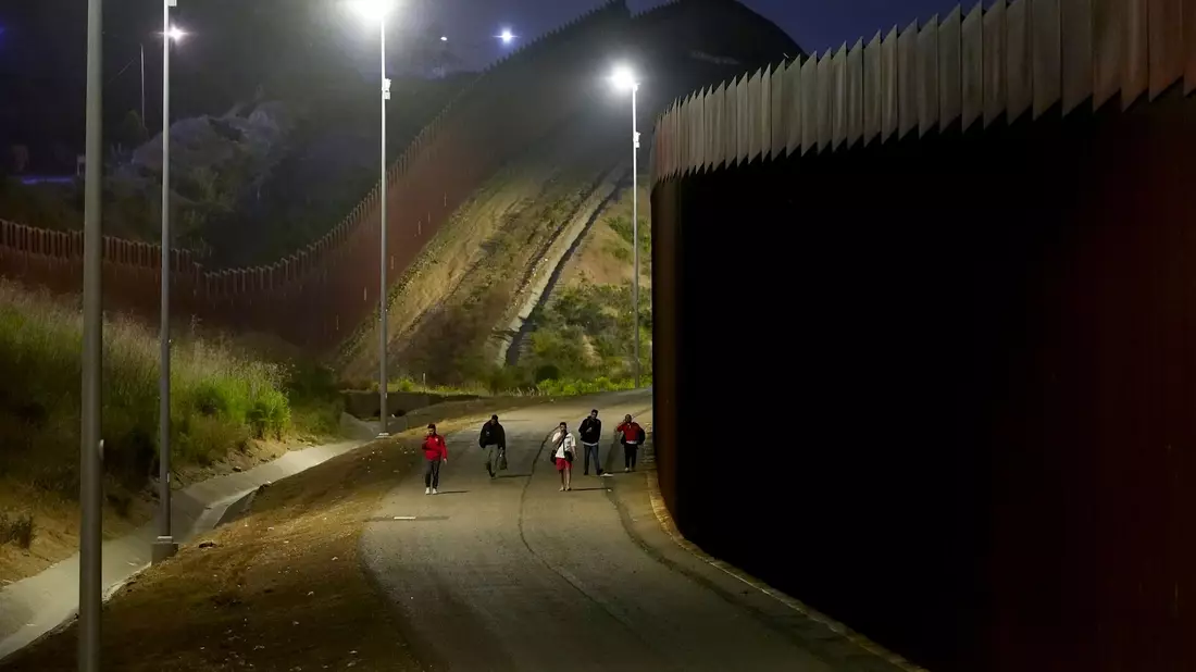 Mexiko liegt auf der Migrationsroute von Menschen, die wegen Armut, Gewalt und politischen Krisen aus ihrer Heimat fliehen. - Bild: Ryan Sun/AP/dpa