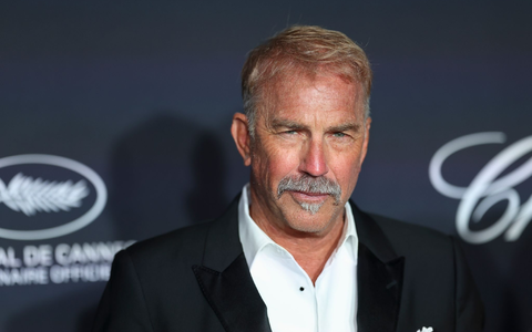 Kevin Costner bei den 77. Internationalen Filmfestspielen in Cannes. - Foto: Vianney Le Caer/Invision/AP/dpa