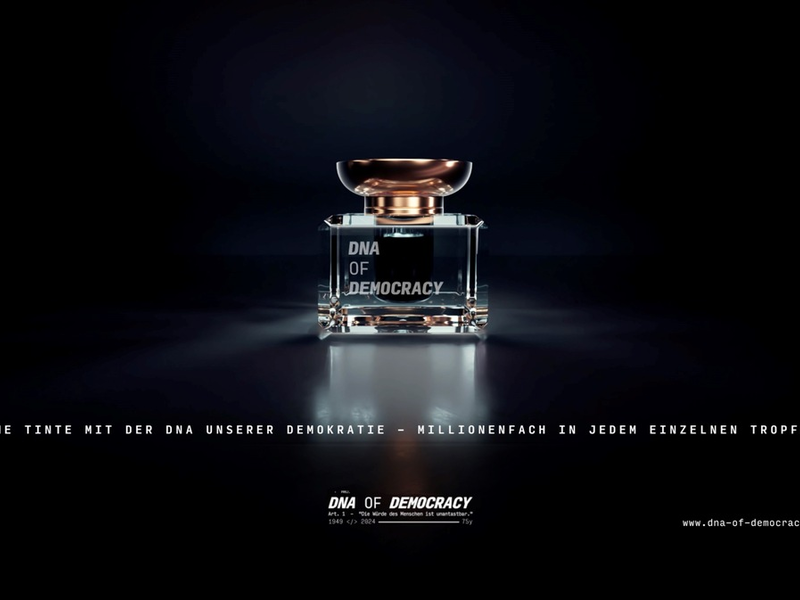 75 Jahre Grundgesetz: Faber-Castell ist Kooperationspartner der Kunstinitiative DNA of Democracy - Foto: presseportal.de