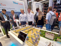 Trinasolar zeigt Lösungen der neuen Generation auf der Intersolar Europe 2024 / PV-Module, Montagesysteme, Energiespeicherlösungen und weitere Neuheiten zeigt das Unternehmen in Halle A1, Stand A1.370 - Foto: presseportal.de