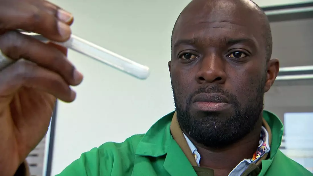 Abgestempelt!? Hans Sarpei will's wissen: Crystal Meth: Hans begleitet Betroffene - Bild: presseportal.de