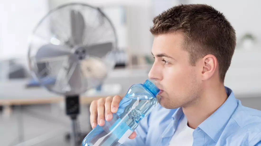 TÜV Rheinland: Schutz vor Sommerhitze am Arbeitsplatz - Bild: presseportal.de