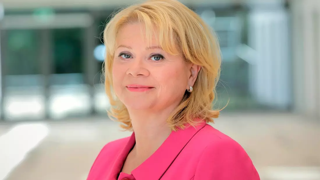 SWR Journalistin Gigi Deppe erhält Medienpreis des Deutschen Anwaltvereins - Bild: presseportal.de
