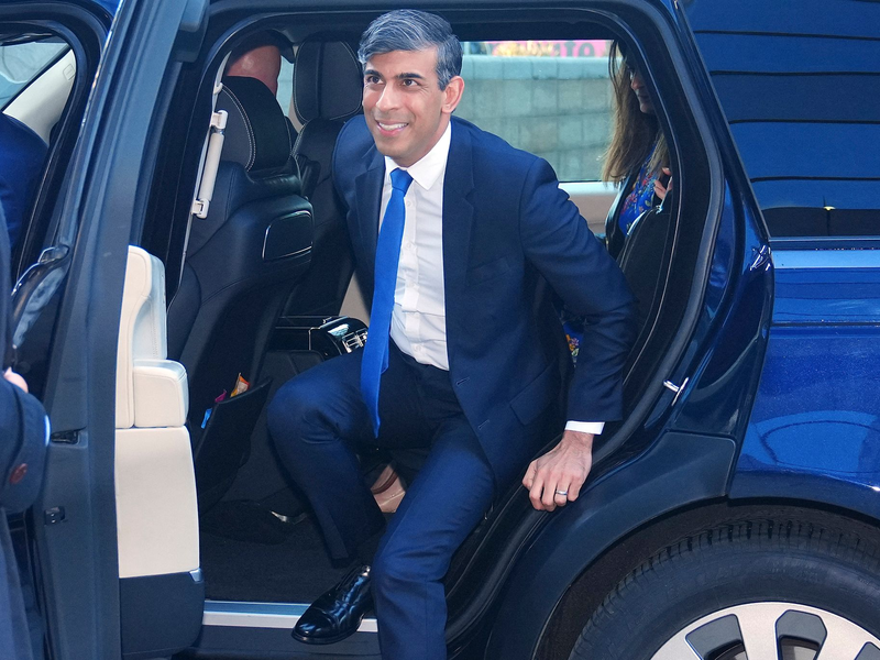 Für den britischen Premierminister Rishi Sunak war das erste TV-Duell mit Konkurrent Keir Starmer eine Chance, den Rückstand auf seinen Herausforderer zu verkürzen. - Foto: Jon Super/AP/dpa