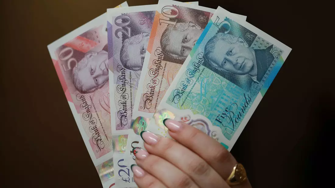 Porträt des Königs auf neuen Geldscheinen: Charles III. ist erst der zweite Monarch, dem diese Ehre zuteil wird. - Bild: Bank of England/Bank of England via AP/dpa