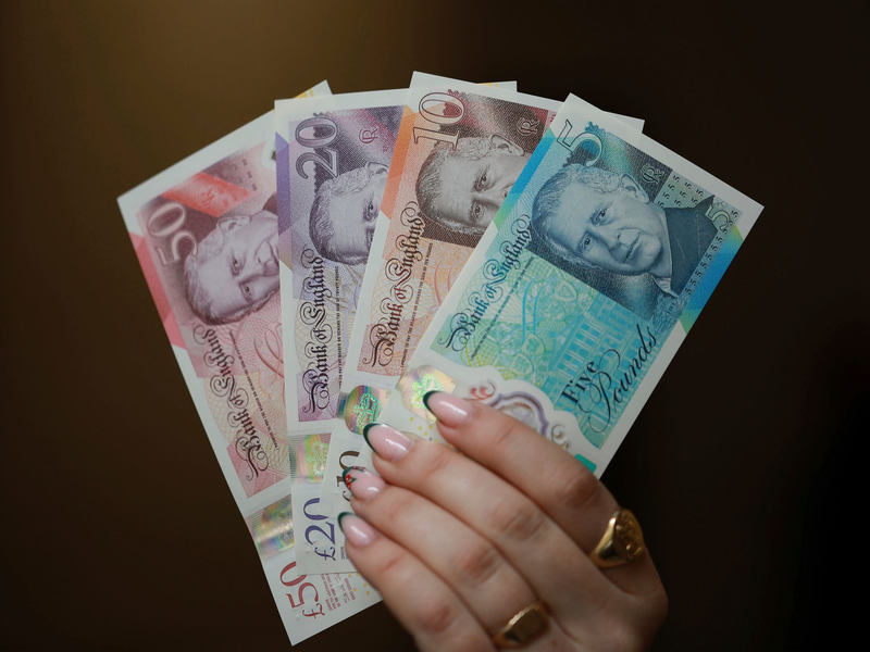 Porträt des Königs auf neuen Geldscheinen: Charles III. ist erst der zweite Monarch, dem diese Ehre zuteil wird. - Foto: Bank of England/Bank of England via AP/dpa