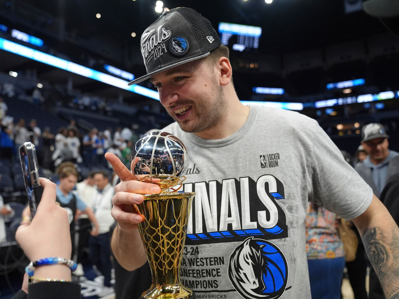 Luka Doncic von den Dallas Mavericks ist einer der Superstars der NBA. - Foto: Abbie Parr/AP/dpa