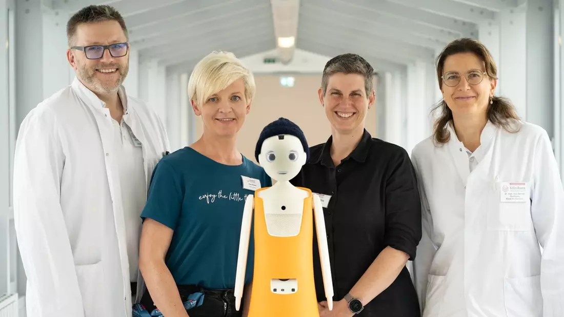 Klinikum Frankfurt (Oder) setzt als erstes deutsches Krankenhaus den innovativen Roboter Navel ein - Bild: presseportal.de