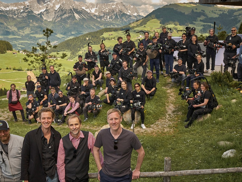 Fortsetzung der Meurer-Familiensaga: Nach den Impro-Serien Das Begräbnis und Das Fest der Liebe inszeniert Jan Georg Schütte Die Hochzeit (AT) - Foto: presseportal.de