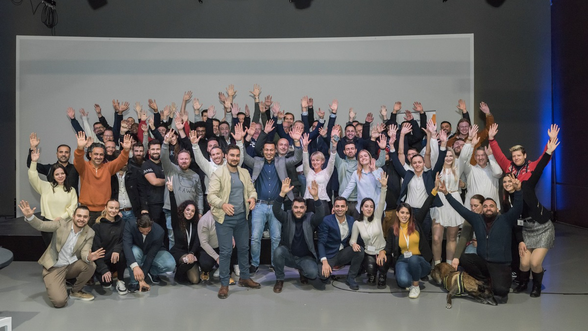 Butrus Said und Kilian Sell von Amazon Seller System: Wettbewerbsvorteil durch europäische Produkte statt Billigware für Amazon-FBA - Foto: presseportal.de