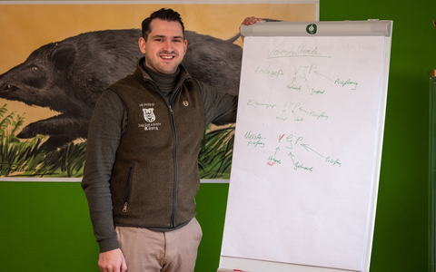 Traumberuf Jäger: Jagdausbilder Jan-Philipp König von der Jagdakademie König verrät, warum es sich heute mehr denn je lohnt, das Jagen zu erlernen - Foto: presseportal.de