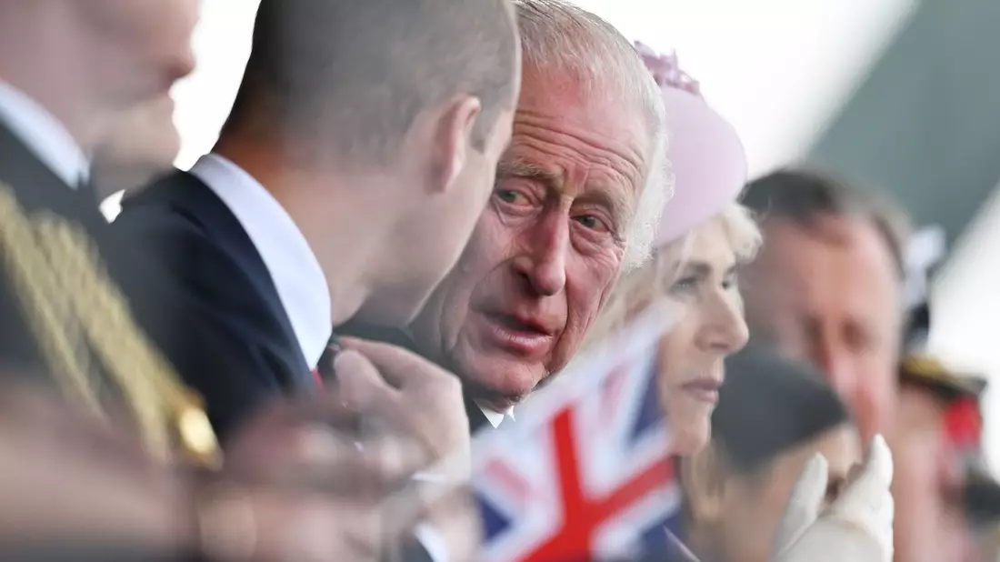 William (l-r), Prinz von Wales, und König Charles III. von Großbritannien nehmen bei der nationalen Gedenkveranstaltung des Vereinigten Königreichs zum 80. Jahrestag des D-Day teil. - Bild: Leon Neal/PA Wire/dpa