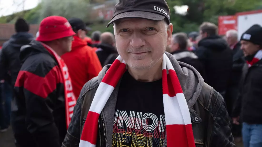 Fußballhymnen. Schalalalala?: 3sat-Kulturdoku über singende Kicker - Bild: presseportal.de