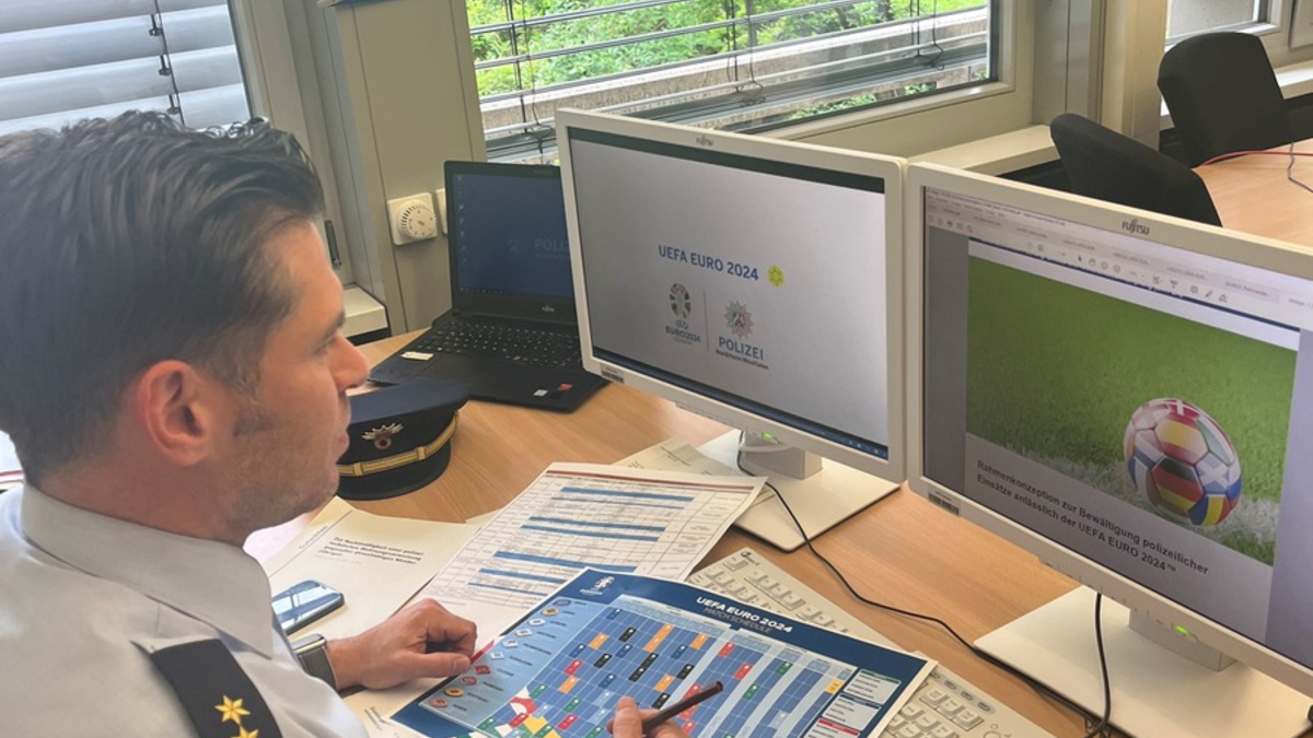POL-EN: Ennepe-Ruhr-Kreis: Die Kreispolizeibehörde des Ennepe-Ruhr-Kreises ist für die Europameisterschaft gerüstet - Foto: presseportal.de