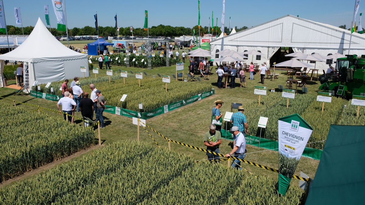 DLG-Feldtage: RWZ-Konzern mit Pflanzenbau- und Digitalkompetenz / Fokus auf zukunftsgerichtete Lösungsansätze für die Landwirtschaft - Foto: presseportal.de