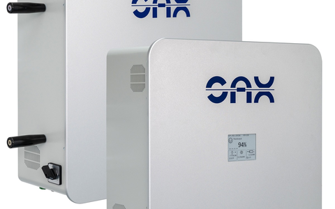 Sax Power stellt auf der Intersolar 2024 seine neuen Heimspeicher mit integrierter Wechselrichter-Funktion aus und verlost täglich einen Sax Speicher - Foto: presseportal.de