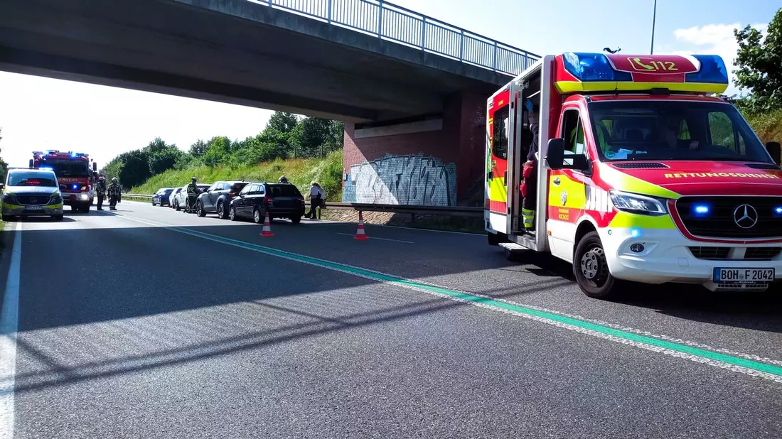 FW Bocholt: Verkehrsunfall auf der B67 - eine leicht Verletzte Person - Bild: presseportal.de