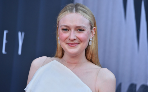 Dakota Fanning und Tom Cruise drehten vor 19 Jahren den Film «Krieg der Welten». - Foto: Jordan Strauss/Invision/dpa Dakota Fanning und Tom Cruise drehten vor 19 Jahren den Film «Krieg der Welten». - Foto: Jordan Strauss/Invision/dpa